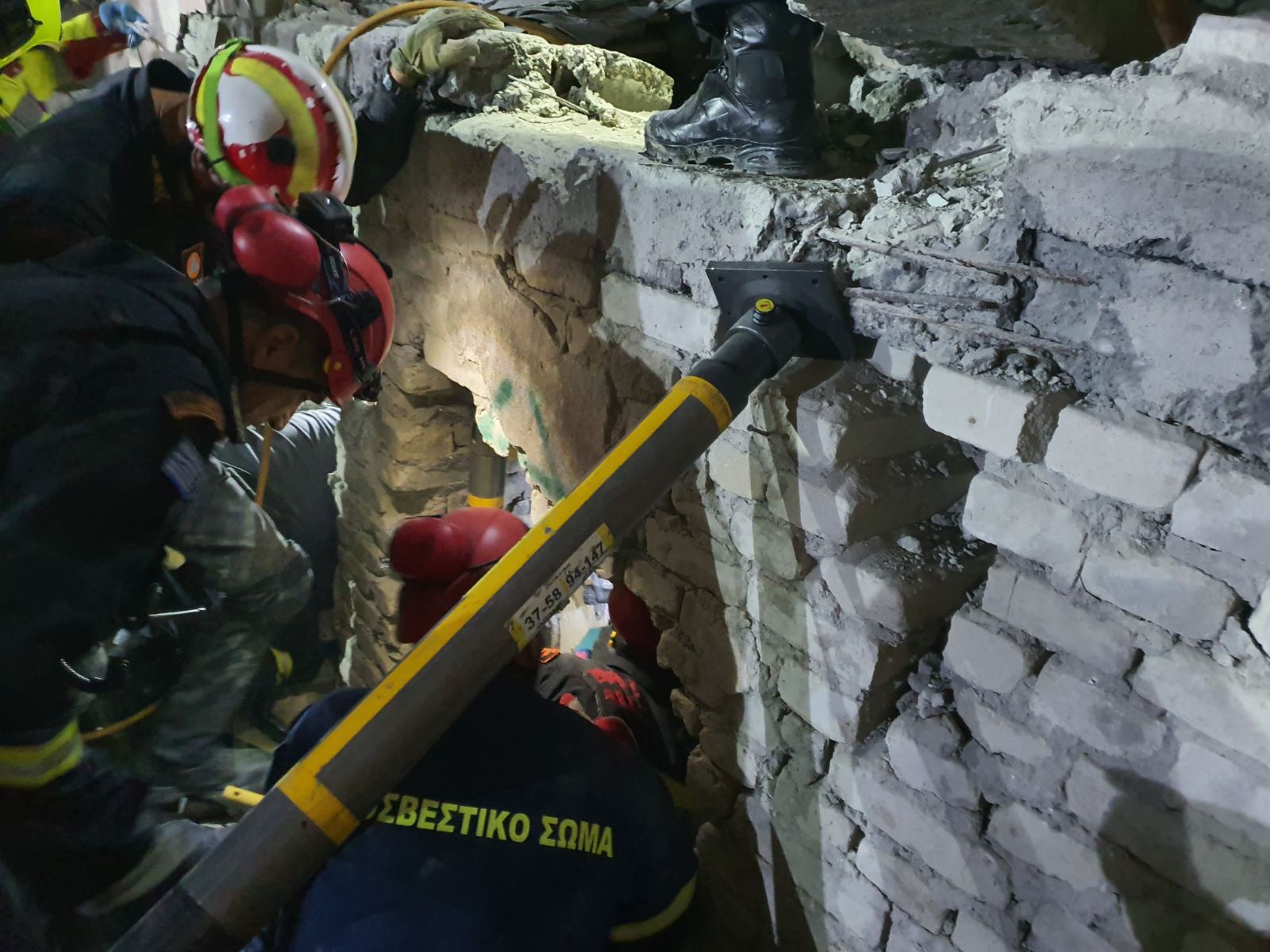Thumanë Αλβανίας: Σαν σκηνή από αρχαία τραγωδία